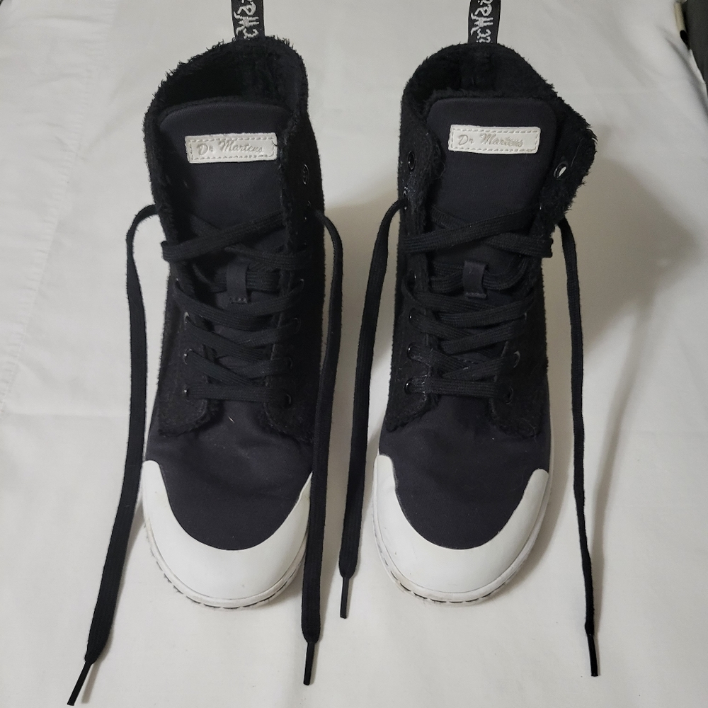Dr. Martens Hackney Boots
